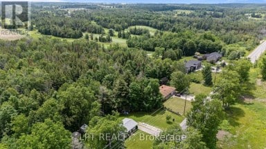 2743 LOCKHART ROAD Innisfil Ontario photo 3