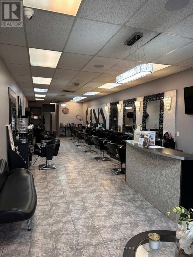 UNIT 10 - 10610 BAYVIEW AVENUE, Richmond Hill (Crosby), Ontario, L4C3N8
