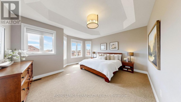 73 MANILA AVENUE, Markham (Berczy), Ontario, L6C0R7