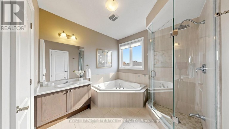 73 MANILA AVENUE, Markham (Berczy), Ontario, L6C0R7