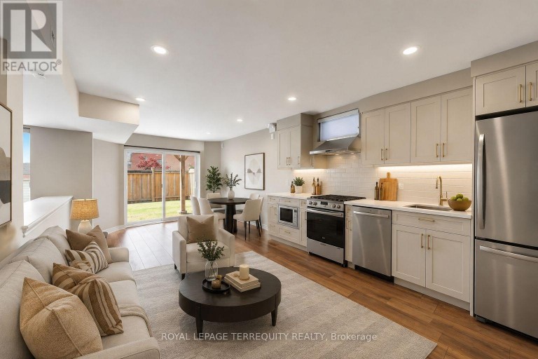 73 MANILA AVENUE, Markham (Berczy), Ontario, L6C0R7