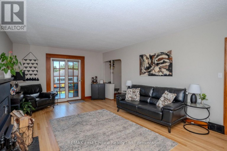 746 NORAH STREET S, Thunder Bay (Westfort), Ontario, P7E1P7