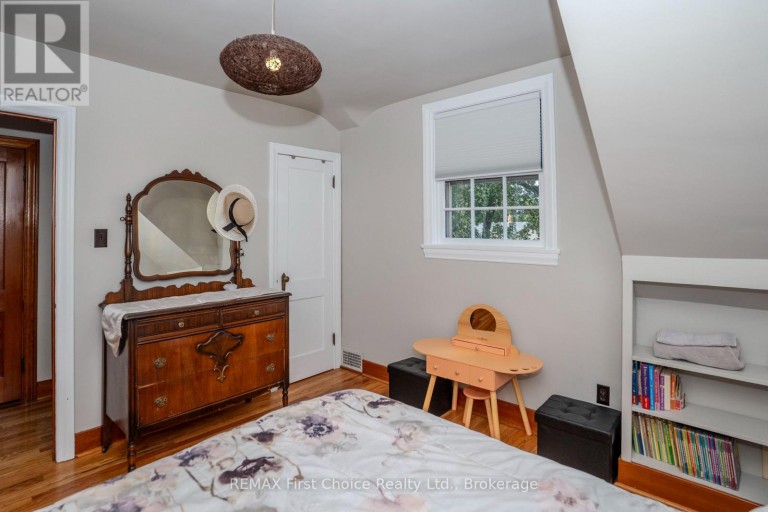 746 NORAH STREET S, Thunder Bay (Westfort), Ontario, P7E1P7