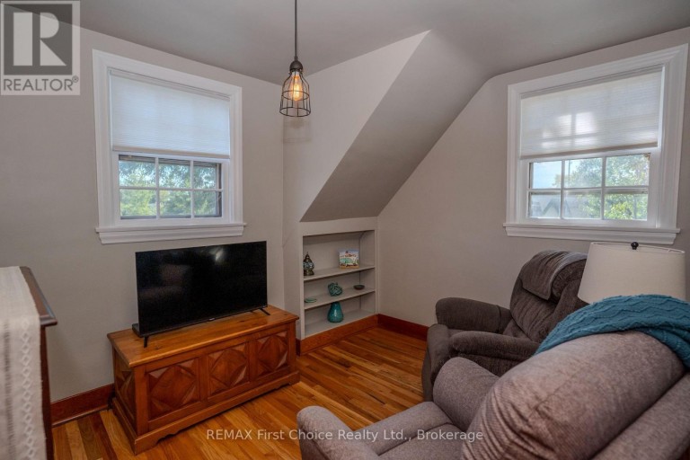 746 NORAH STREET S, Thunder Bay (Westfort), Ontario, P7E1P7