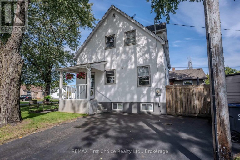 746 NORAH STREET S, Thunder Bay (Westfort), Ontario, P7E1P7