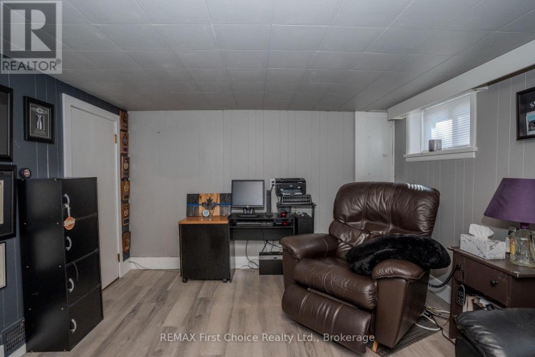 746 NORAH STREET S, Thunder Bay (Westfort), Ontario, P7E1P7