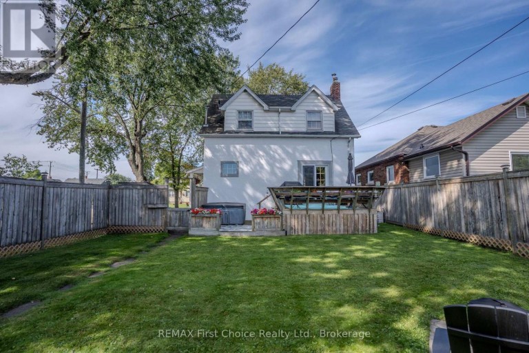 746 NORAH STREET S, Thunder Bay (Westfort), Ontario, P7E1P7