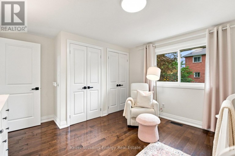 1014 PINETREE COURT, Oshawa (Eastdale), Ontario, L1K1P4