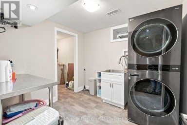 1014 PINETREE COURT Oshawa (Eastdale) Ontario photo 37