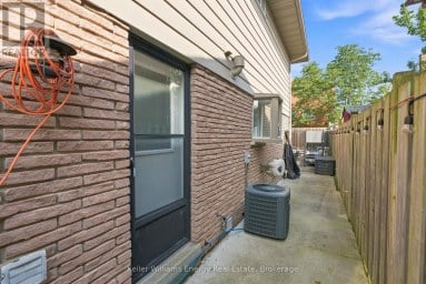 1014 PINETREE COURT Oshawa (Eastdale) Ontario photo 39
