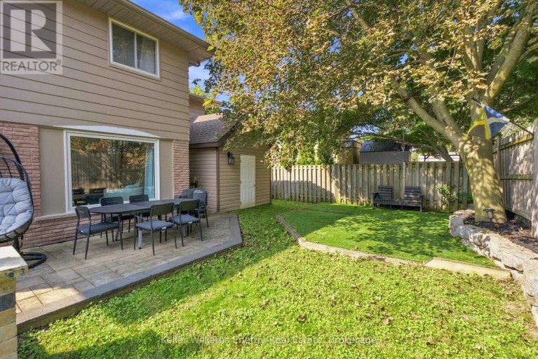 1014 PINETREE COURT, Oshawa (Eastdale), Ontario, L1K1P4