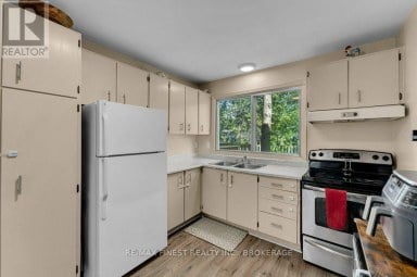 14 - 30 ADDINGTON STREET Loyalist (Amherstview) Ontario photo 14