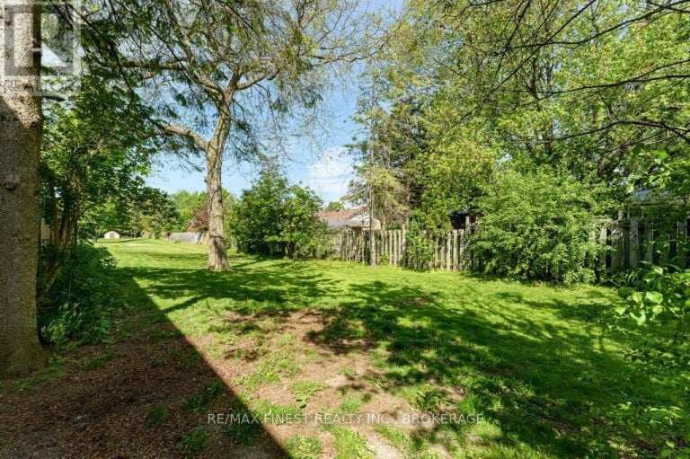 14 - 30 ADDINGTON STREET, Loyalist (Amherstview), Ontario, K7N1C5