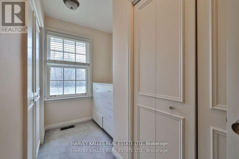 38 FIFESHIRE ROAD, Toronto (St. Andrew-Windfields), Ontario, M2L2G6