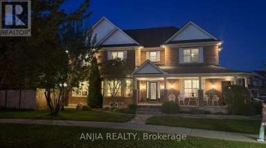 38 HARPER'S GATE WAY Whitchurch-Stouffville (Stouffville) Ontario photo 2