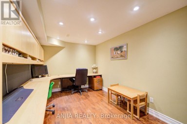 38 HARPER'S GATE WAY Whitchurch-Stouffville (Stouffville) Ontario photo 40