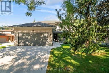29 KAY STREET Stratford Ontario photo 2