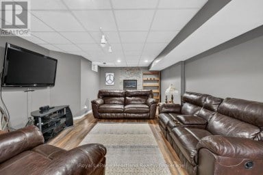 29 KAY STREET Stratford Ontario photo 37