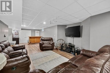 29 KAY STREET Stratford Ontario photo 38