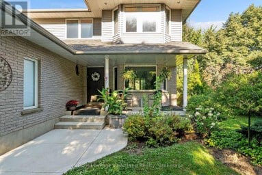 29 KAY STREET Stratford Ontario photo 4
