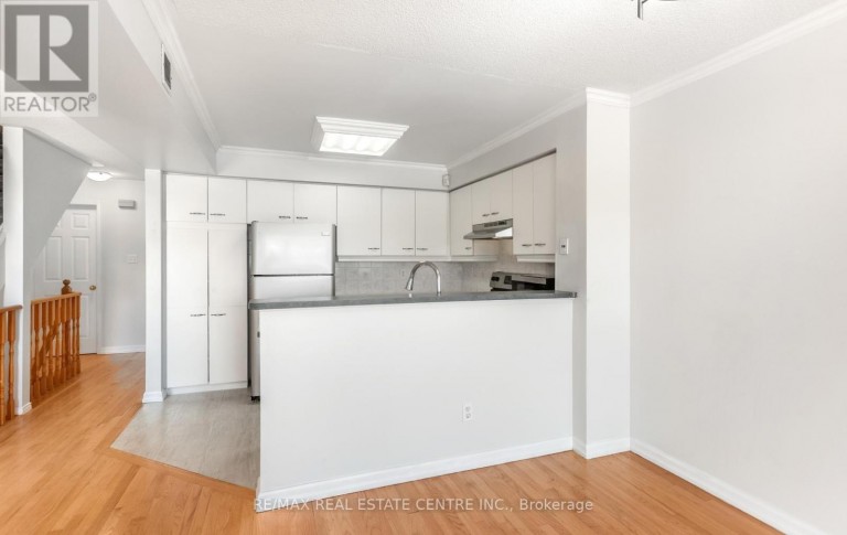 68 - 45 BRISTOL ROAD E, Mississauga (Hurontario), Ontario, L4Z3P5