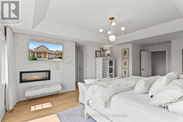 1956 DON WHITE COURT, Oshawa (Taunton), Ontario, L1K1A1