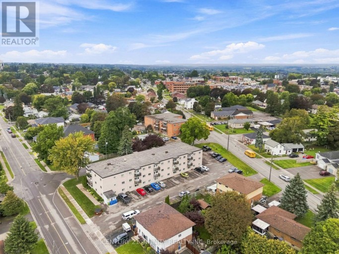 15 NELSON STREET, Clarington (Bowmanville), Ontario, L1C1C8
