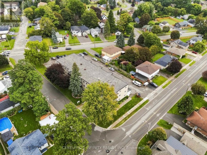 15 NELSON STREET, Clarington (Bowmanville), Ontario, L1C1C8