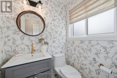 169 MARICA AVENUE Oshawa (Centennial) Ontario photo 22