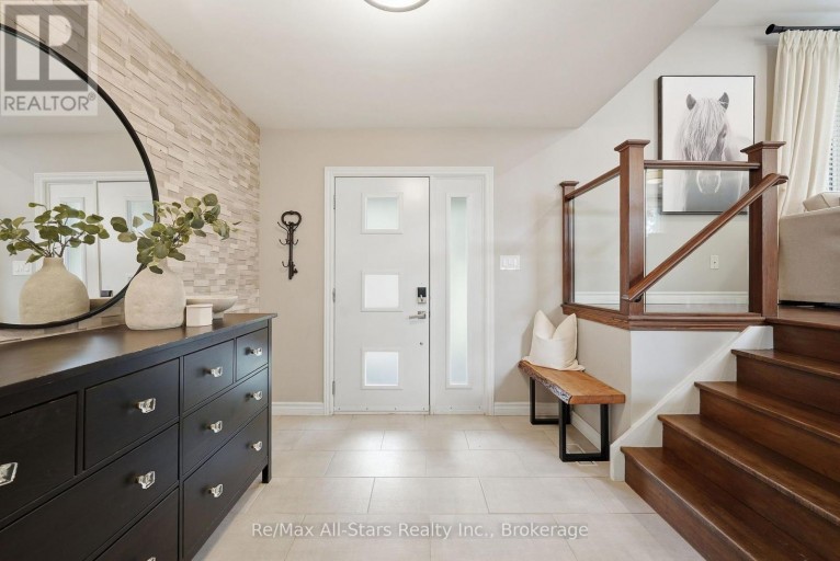 169 MARICA AVENUE, Oshawa (Centennial), Ontario, L1G3G9