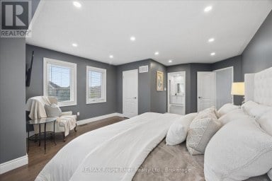 10 WINDBREAK CRESCENT Whitby (Williamsburg) Ontario photo 28