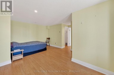402 - 20 GORE STREET, Kingston (Central City East) Ontario