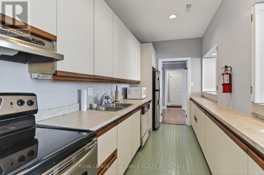 402 - 20 GORE STREET, Kingston (Central City East) Ontario