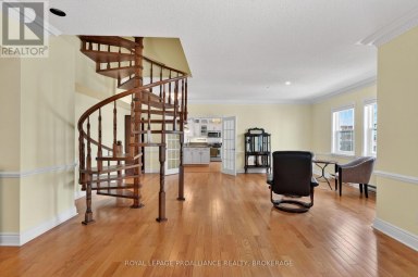 402 - 20 GORE STREET, Kingston (Central City East) Ontario