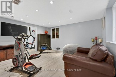 1543 PROVIDENCE CRESCENT, Kingston (City Northwest) Ontario