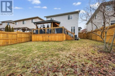 1543 PROVIDENCE CRESCENT, Kingston (City Northwest) Ontario