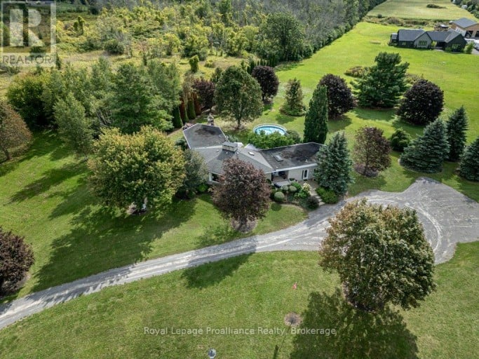 2355 COUNTY RD 3, Prince Edward County (Ameliasburg Ward), Ontario, K0K1L0