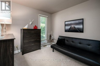 2355 COUNTY RD 3 Prince Edward County (Ameliasburg Ward) Ontario photo 32