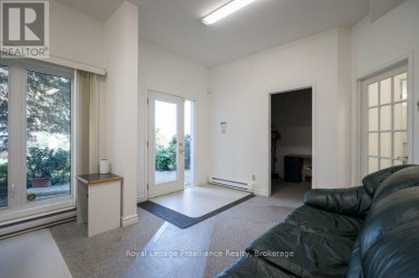 2355 COUNTY RD 3 Prince Edward County (Ameliasburg Ward) Ontario photo 35