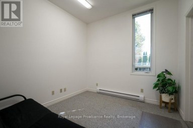 2355 COUNTY RD 3 Prince Edward County (Ameliasburg Ward) Ontario photo 38