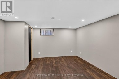 70 ELMORE STREET Trent Hills (Campbellford) Ontario photo 38