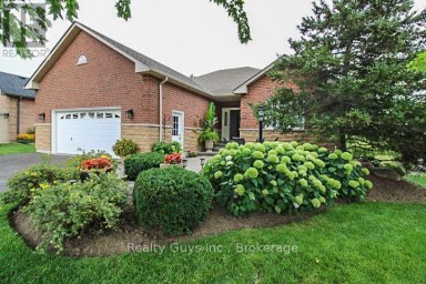 16 CRESCENT MOON LANE Kawartha Lakes (Mariposa) Ontario photo 3