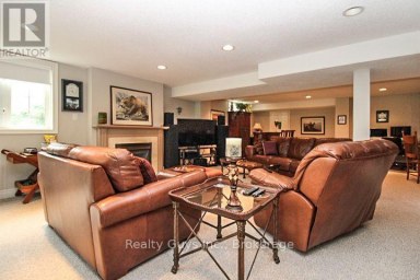 16 CRESCENT MOON LANE Kawartha Lakes (Mariposa) Ontario photo 44