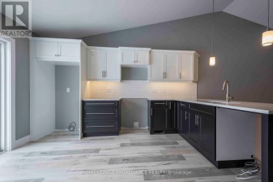 117 FARRINGTON CRESCENT Prince Edward County (Picton Ward) Ontario photo 8