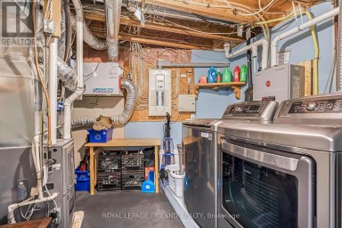 23 DURHAM STREET Newbury Ontario photo 34