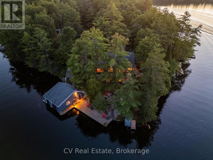 4410 MANTON LANE, Severn, Ontario, L0K1E0