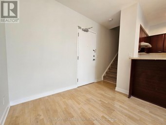 TH120 - 38 LEE CENTRE DRIVE Toronto (Woburn) Ontario photo 15