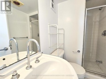 TH120 - 38 LEE CENTRE DRIVE Toronto (Woburn) Ontario photo 23