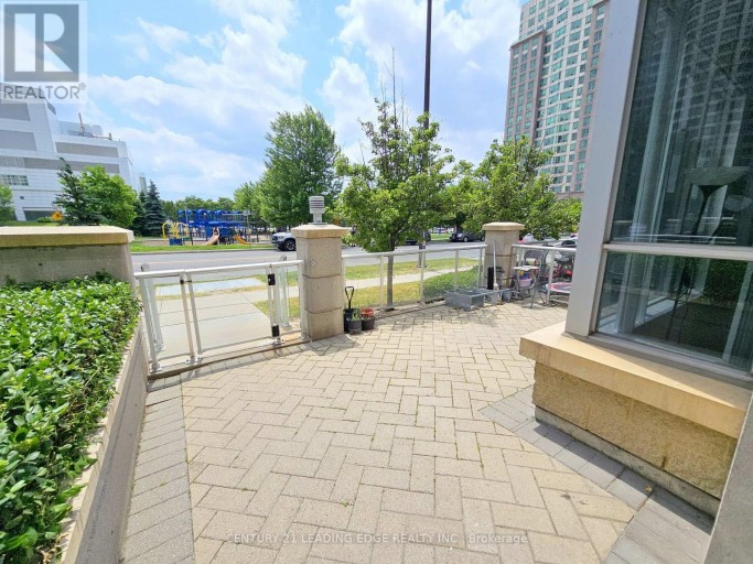 TH120 - 38 LEE CENTRE DRIVE, Toronto (Woburn), Ontario, M1H3J7