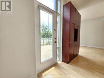 TH120 - 38 LEE CENTRE DRIVE Toronto (Woburn) Ontario photo 4